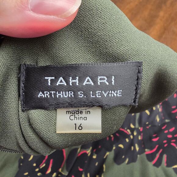 Women's Tahari Olive Black Abstract Floral A-Line Self Tie Dress | Size 16 - Picture 11 of 12